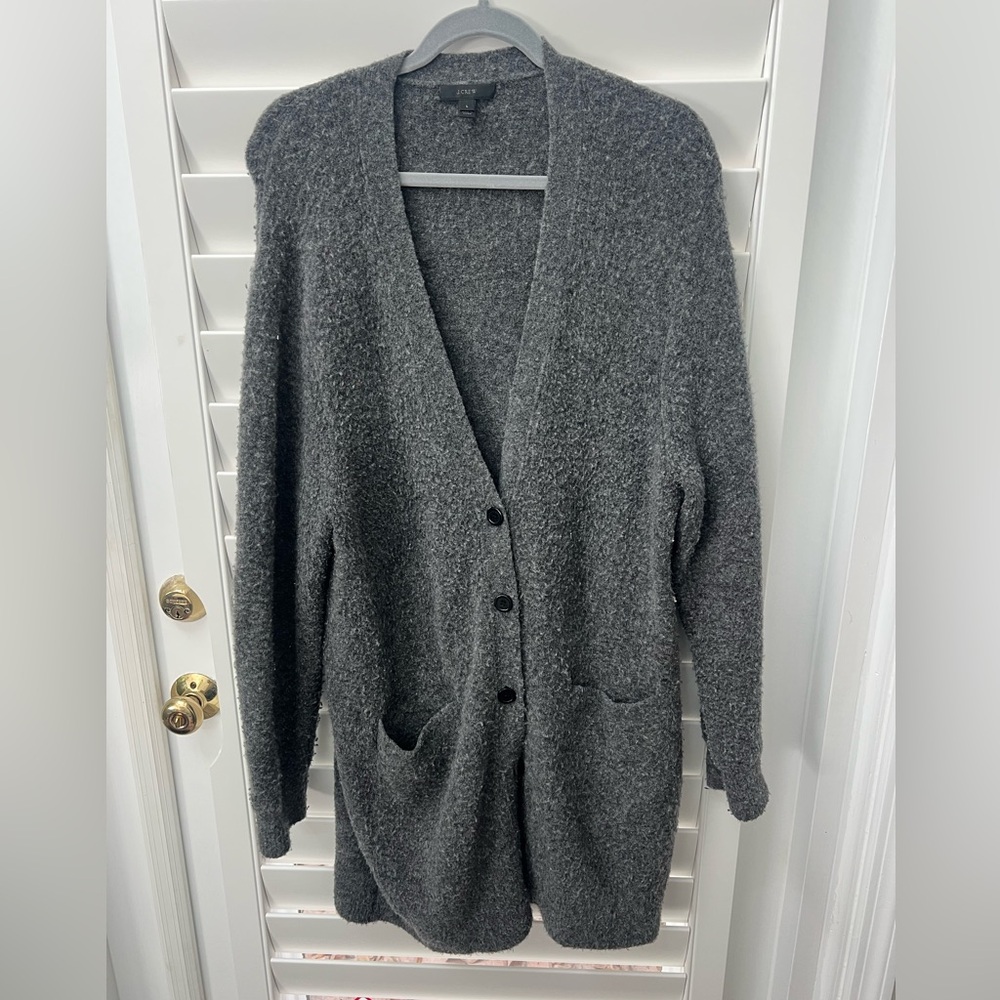 Jcrew long stretchy soft cardigan bouclé. Grey size xl.  Some piling